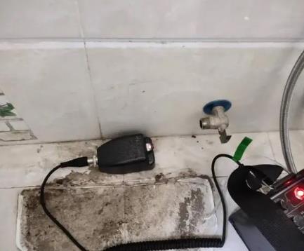 团风屋顶漏水维修公司分享下卫生间漏水的危害及解决方法